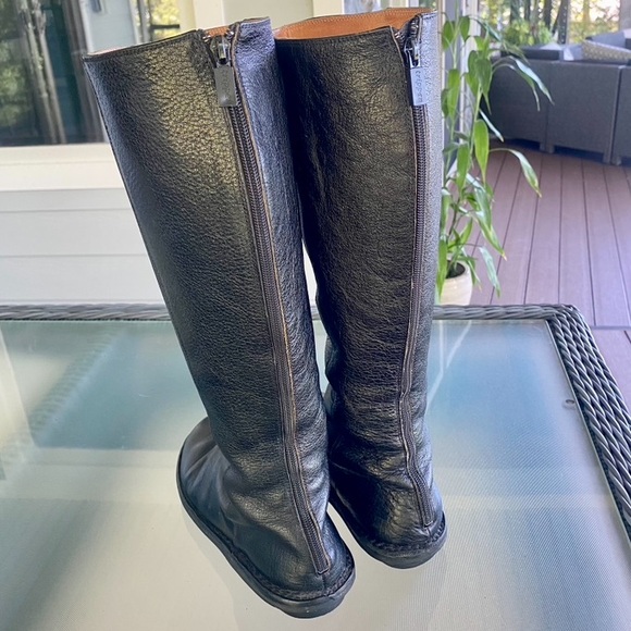 TRIPPEN. Boots. Rugged, Hi Quality Leather from famous German Leather Company ! - Picture 7 of 16